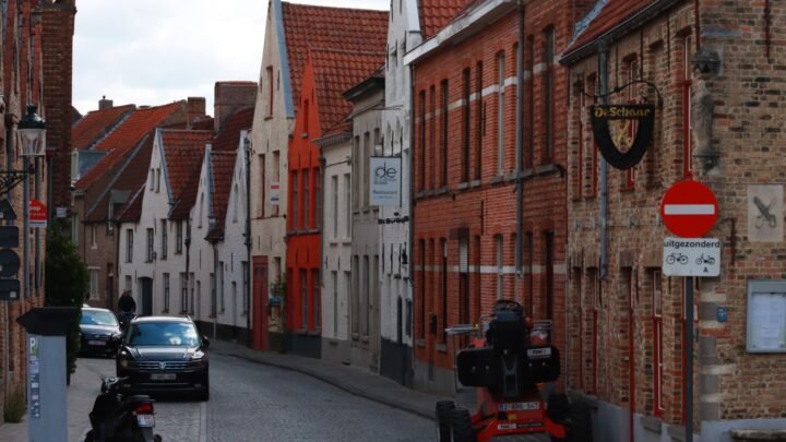 Een escort vinden in Herstal: praktische gids voor een eerste verkenning