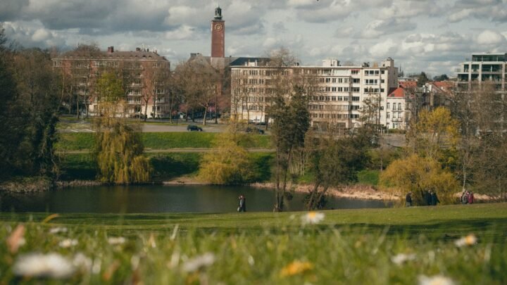 Volwassen gezelschap in Watermael-Boitsfort: een gids voor respectvol daten en ontmoeten